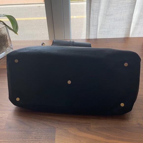 Jimmy Choo Tulita Shoulder Bag - Picture 4 of 10